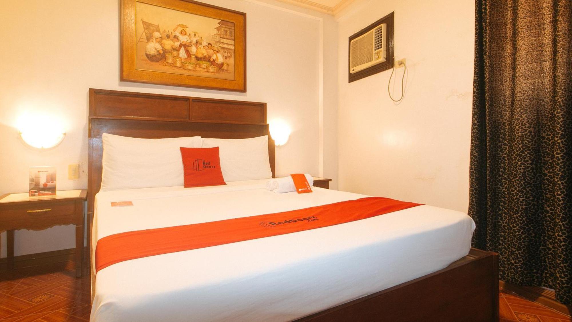 Reddoorz At La Casa Guesthouse Former Reddoorz At Tamarind Street Angeles City Luaran gambar