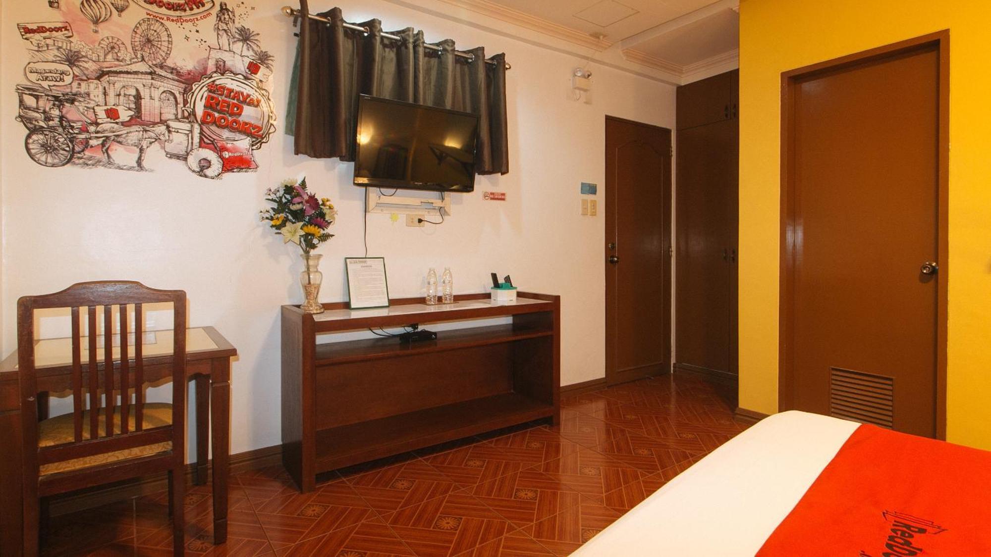 Reddoorz At La Casa Guesthouse Former Reddoorz At Tamarind Street Angeles City Luaran gambar